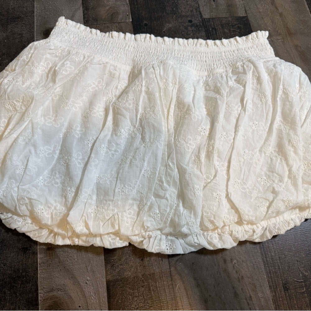More to Come White Eyelet Bubble‎ Hem Skirt XL Cottagecore Boho Coastal Summer